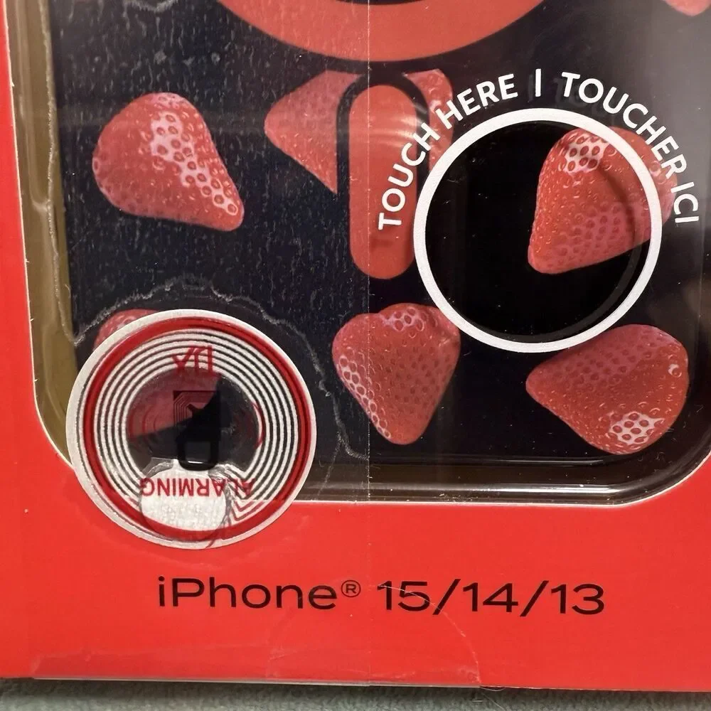 Isla Rae Protective iPhone Case 13 / 14 / 15 MagSafe Magnetic New Strawberries